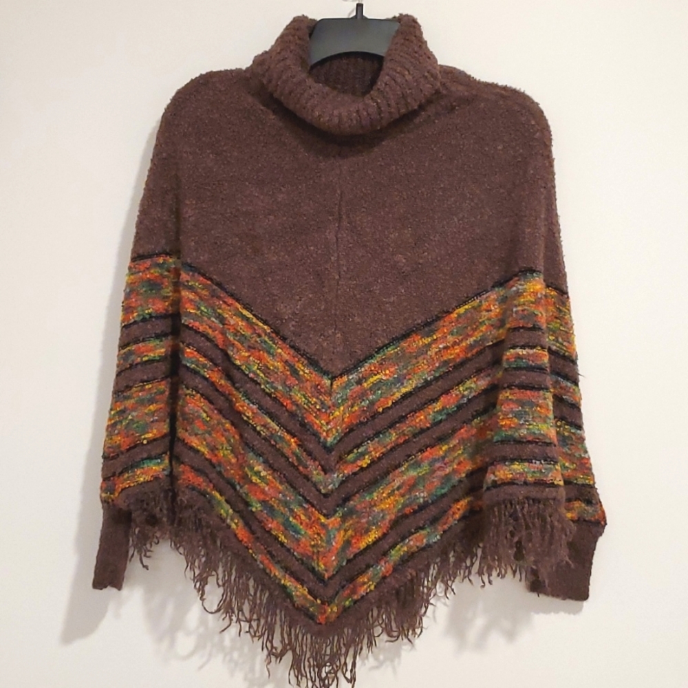 Multicolored fringed poncho Autumn colors cowl neck Sm/Med Cozy outdoors Travel